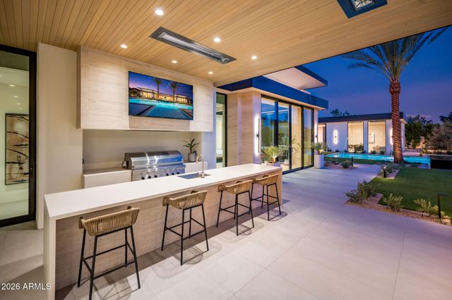 6649 E Ocotillo Road, Paradise Valley, AZ 85253