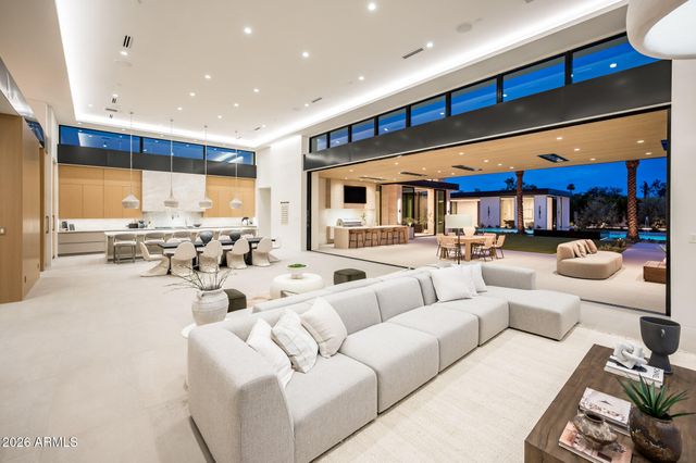 6649 E Ocotillo Road, Paradise Valley, AZ 85253