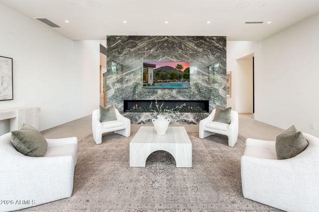 6649 E Ocotillo Road, Paradise Valley, AZ 85253
