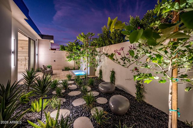 6649 E Ocotillo Road, Paradise Valley, AZ 85253