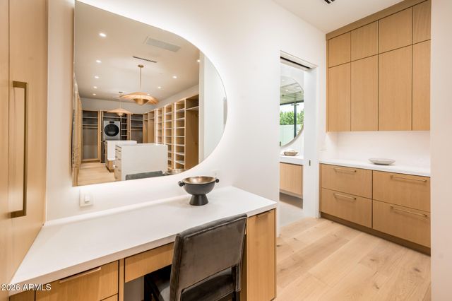 6649 E Ocotillo Road, Paradise Valley, AZ 85253