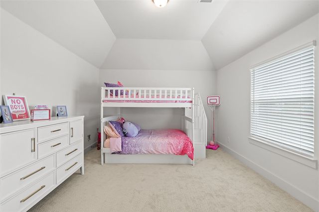 704 S HIDDEN LAKES Drive, Desoto, TX 75115