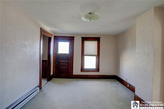 12 Kenmore Avenue, Jamestown, NY 14701