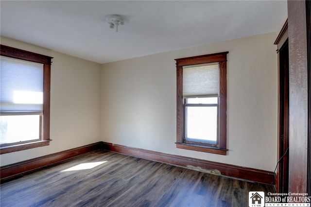 12 Kenmore Avenue, Jamestown, NY 14701