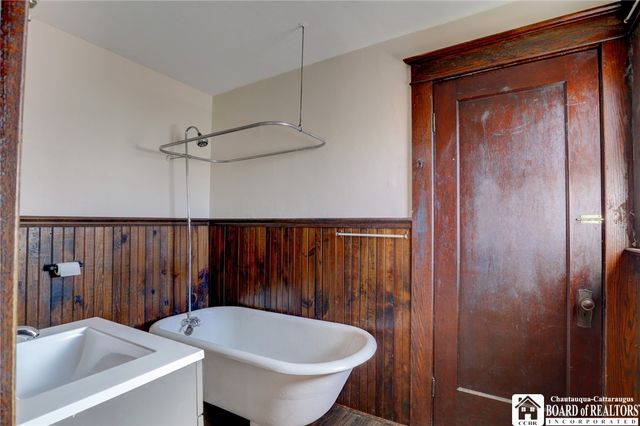 12 Kenmore Avenue, Jamestown, NY 14701