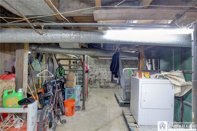 12 Kenmore Avenue, Jamestown, NY 14701