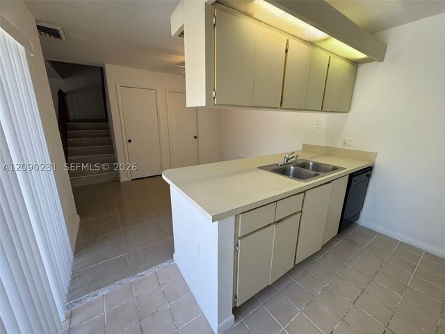 719 Mill Valley Pl 719, West Palm Beach, FL 33409