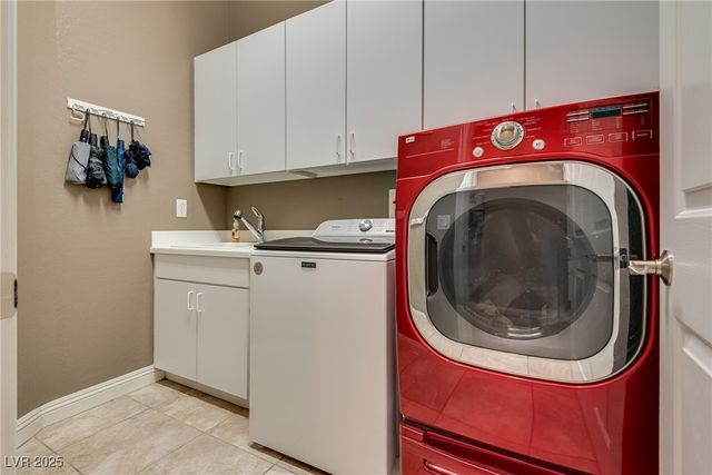 8505 Mayport Drive, Las Vegas, NV 89131