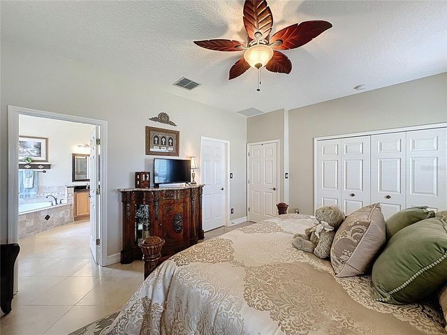 5000 LONG MEADOW DRIVE, Leesburg, FL 34748