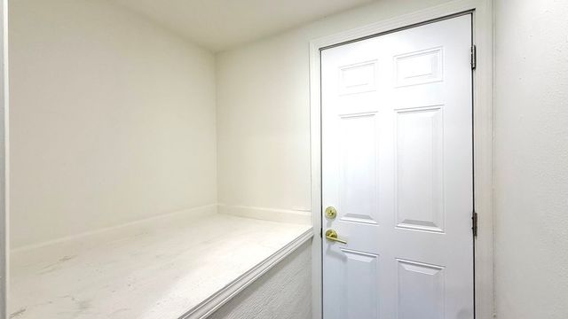 2239 E 8th Street, Tulsa, OK 74104