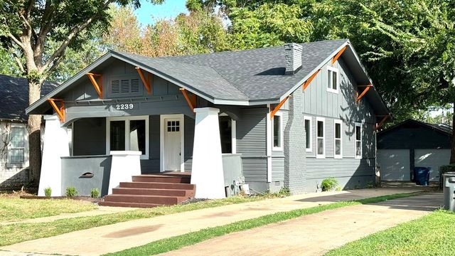 2239 E 8th Street, Tulsa, OK 74104