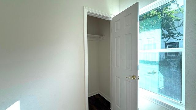 2239 E 8th Street, Tulsa, OK 74104