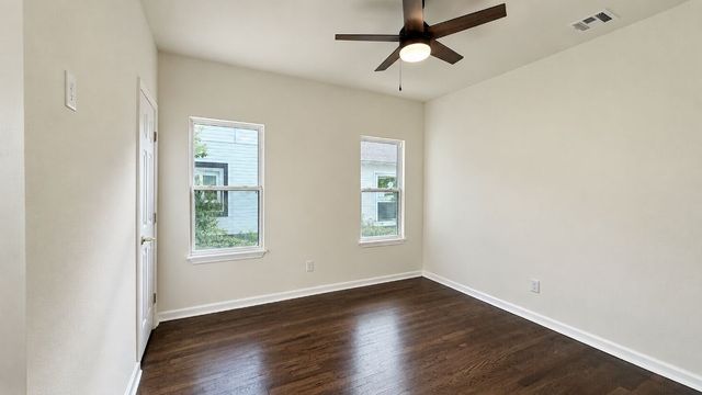 2239 E 8th Street, Tulsa, OK 74104