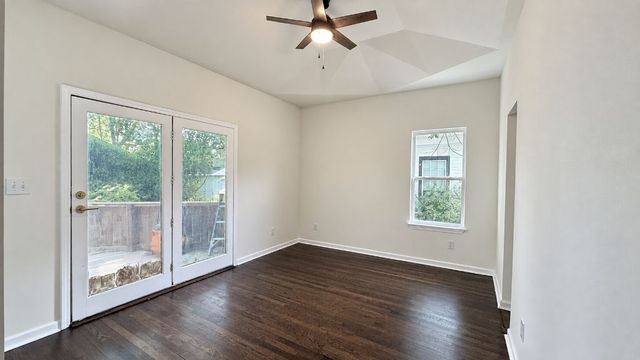 2239 E 8th Street, Tulsa, OK 74104