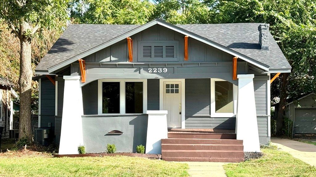 2239 E 8th Street, Tulsa, OK 74104