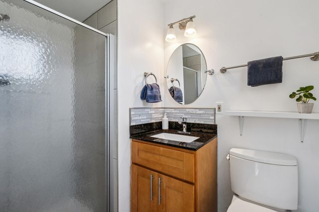 5355 Bayview Ave, Richmond, CA 94804