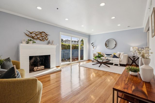 5355 Bayview Ave, Richmond, CA 94804