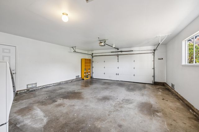 5355 Bayview Ave, Richmond, CA 94804