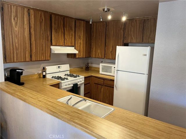 25652 Rimgate, Lake Forest, CA 92630