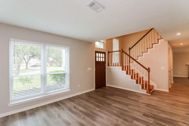 2806 Sunshine Circle, Sugar Land, TX 77479