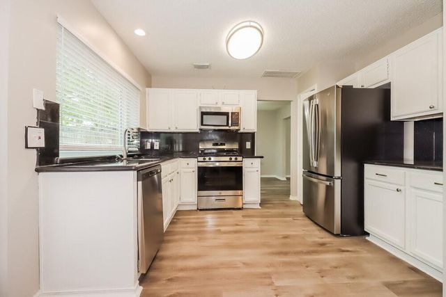 2806 Sunshine Circle, Sugar Land, TX 77479