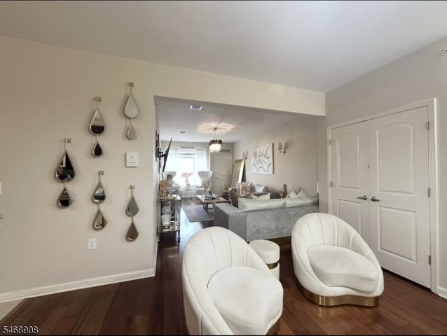 102 E Elizabeth Ave 412, Linden City, NJ 07036