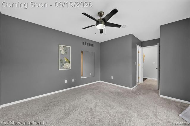 8196 Loon Lane, Grand Blanc, MI 48439