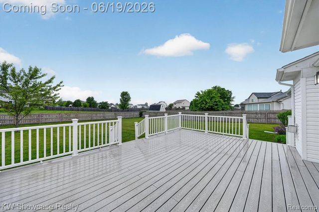 8196 Loon Lane, Grand Blanc, MI 48439