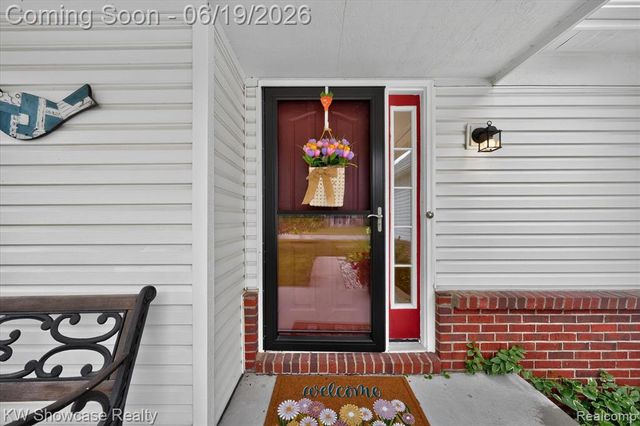 8196 Loon Lane, Grand Blanc, MI 48439