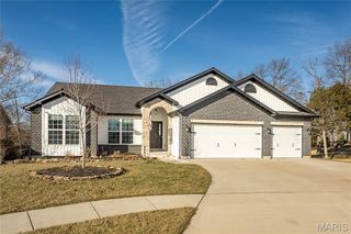 717 Ramblewood Circle, Wentzville, MO 63385