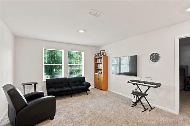 677 Magnolia Drive, Dawsonville, GA 30534