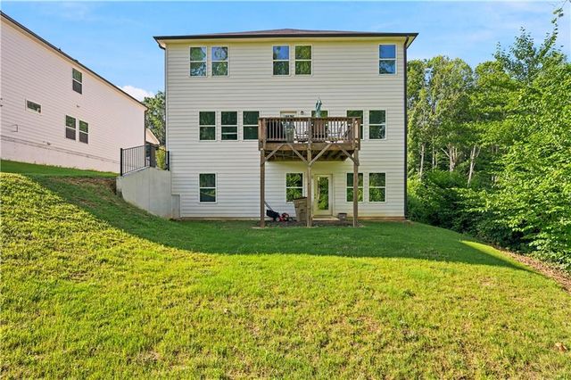 677 Magnolia Drive, Dawsonville, GA 30534