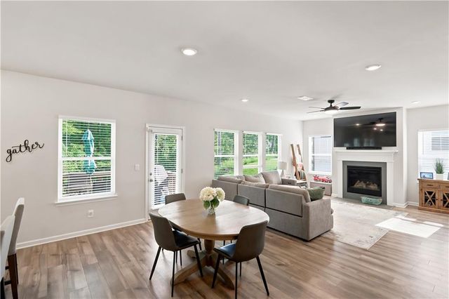 677 Magnolia Drive, Dawsonville, GA 30534