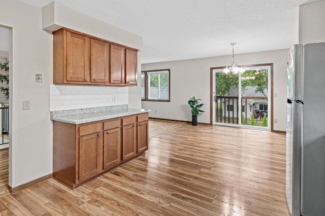 3749 Goodwin Court N, Oakdale, MN 55128