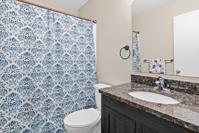 3749 Goodwin Court N, Oakdale, MN 55128