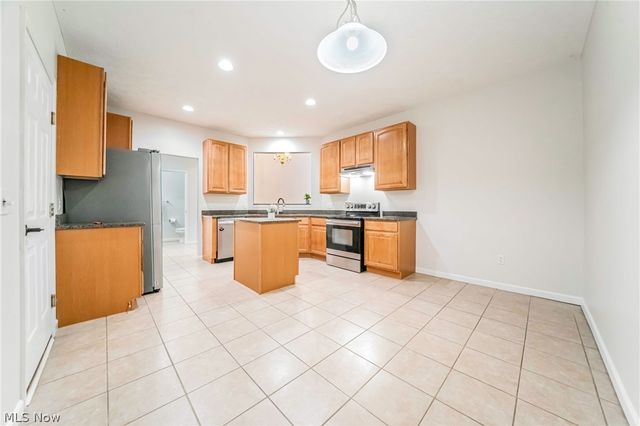 4977 Lake View Drive, Peninsula, OH 44264