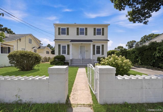 50 Bittermint Street, Islip, NY 11751