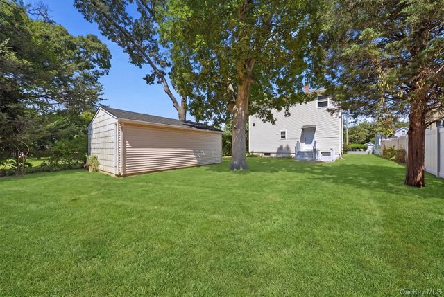 50 Bittermint Street, Islip, NY 11751