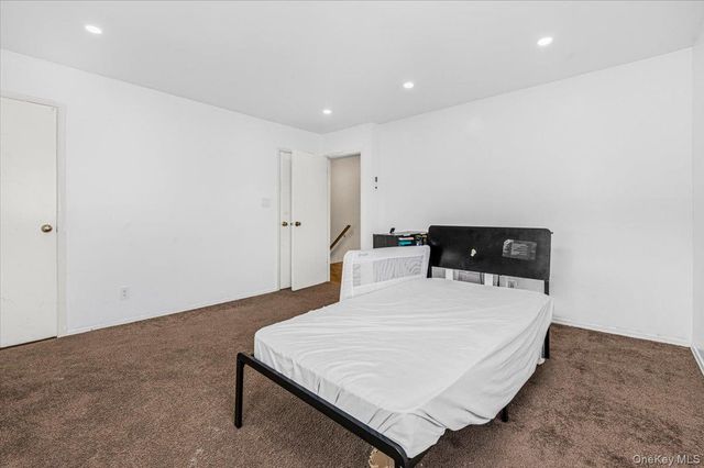 25733 149th Road, Rosedale, NY 11422