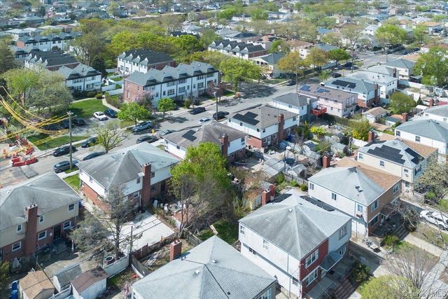 25733 149th Road, Rosedale, NY 11422