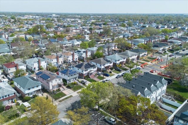 25733 149th Road, Rosedale, NY 11422