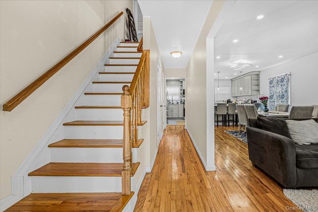 25733 149th Road, Rosedale, NY 11422