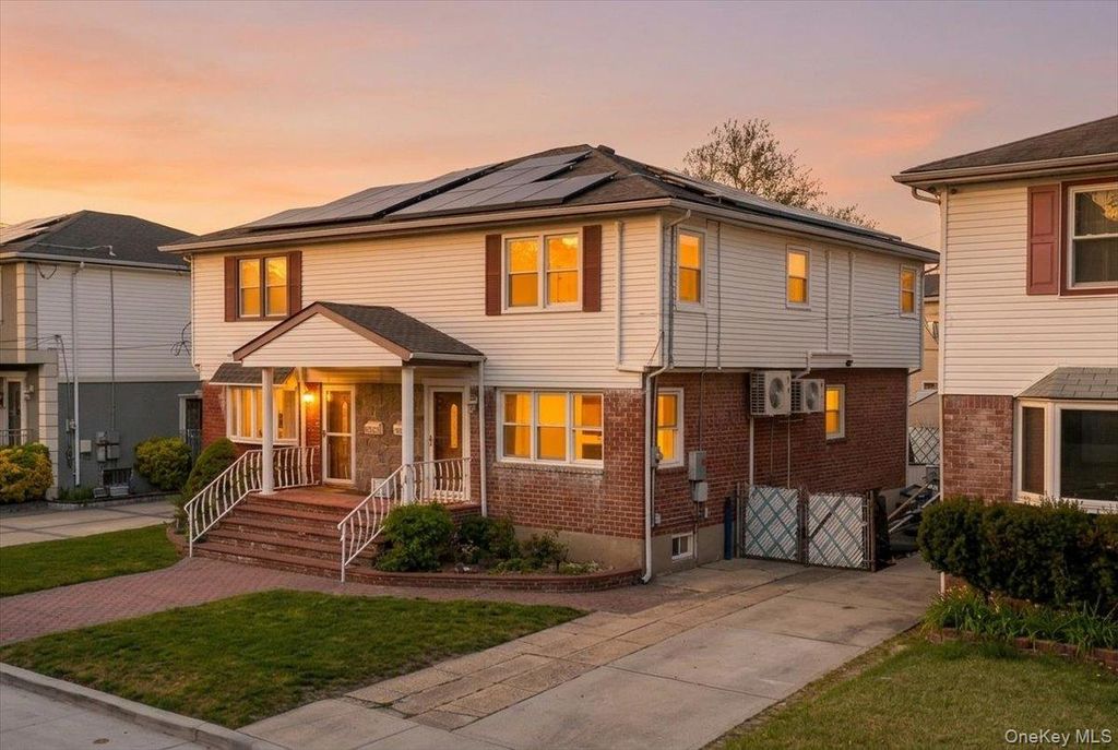 25733 149th Road, Rosedale, NY 11422