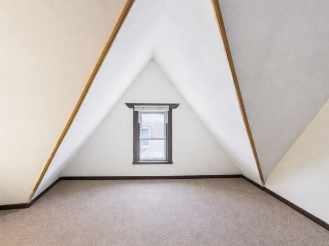 2125 N STAVE Street, Chicago, IL 60647