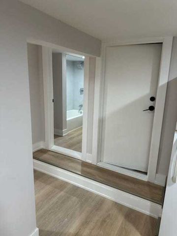 2125 N STAVE Street, Chicago, IL 60647