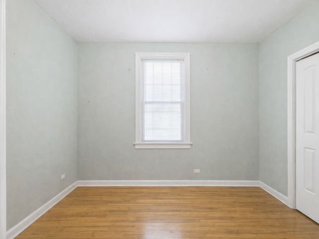 2125 N STAVE Street, Chicago, IL 60647