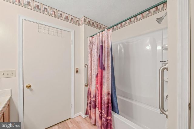 12822 WINCHESTER GRADE RD, Berkeley Springs, WV 25411