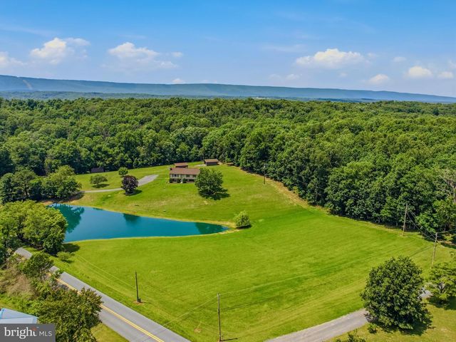 12822 WINCHESTER GRADE RD, Berkeley Springs, WV 25411