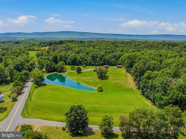12822 WINCHESTER GRADE RD, Berkeley Springs, WV 25411