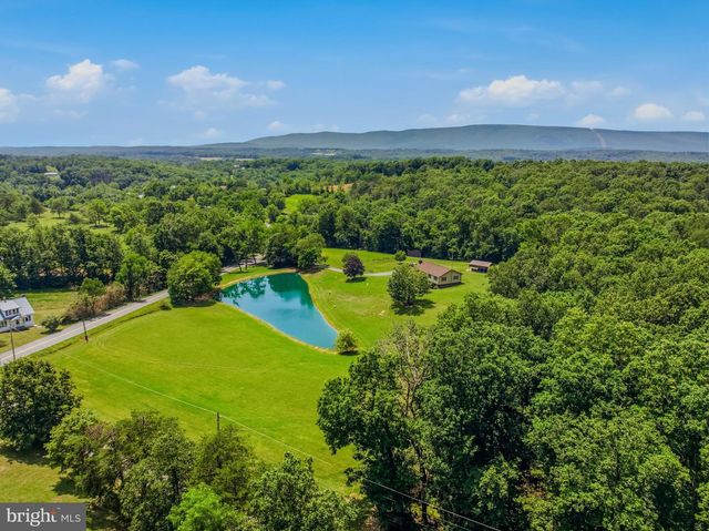 12822 WINCHESTER GRADE RD, Berkeley Springs, WV 25411